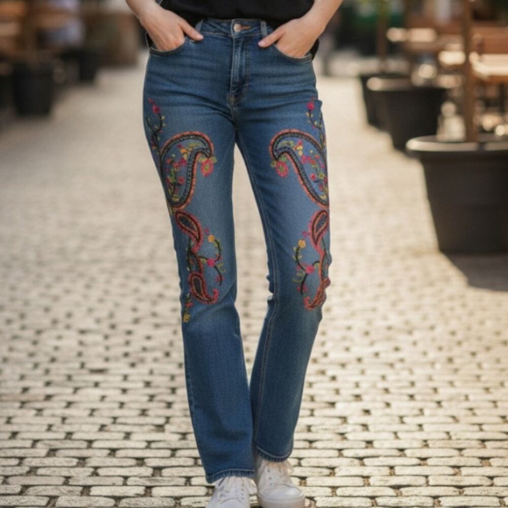 Vintage Willi Smith Embroidered Jeans Sz 8 Paisley Bootcut Y2K